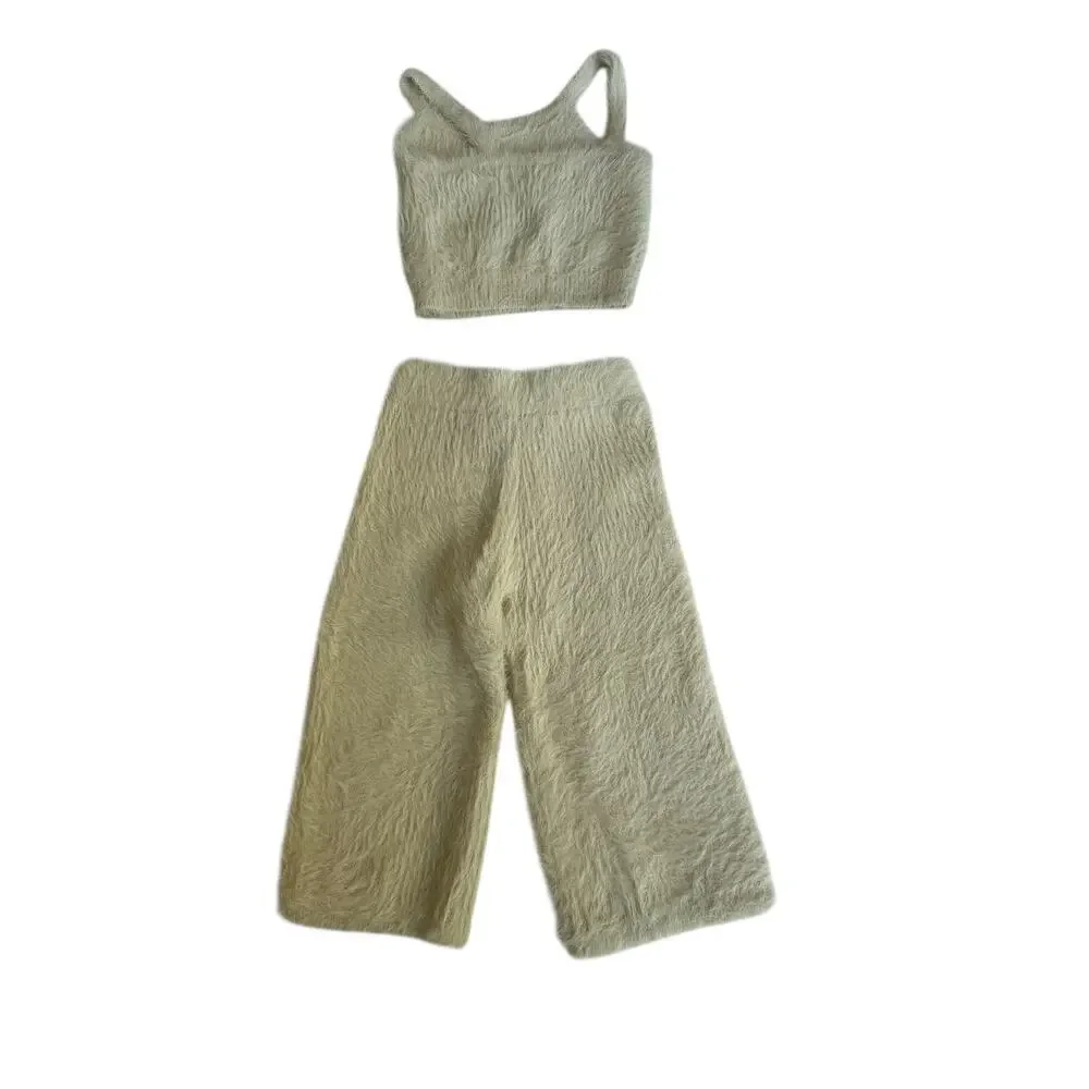 Rylee + Cru Girls Cream Fuzzy Knit Lounge Set Size 2-3 Y